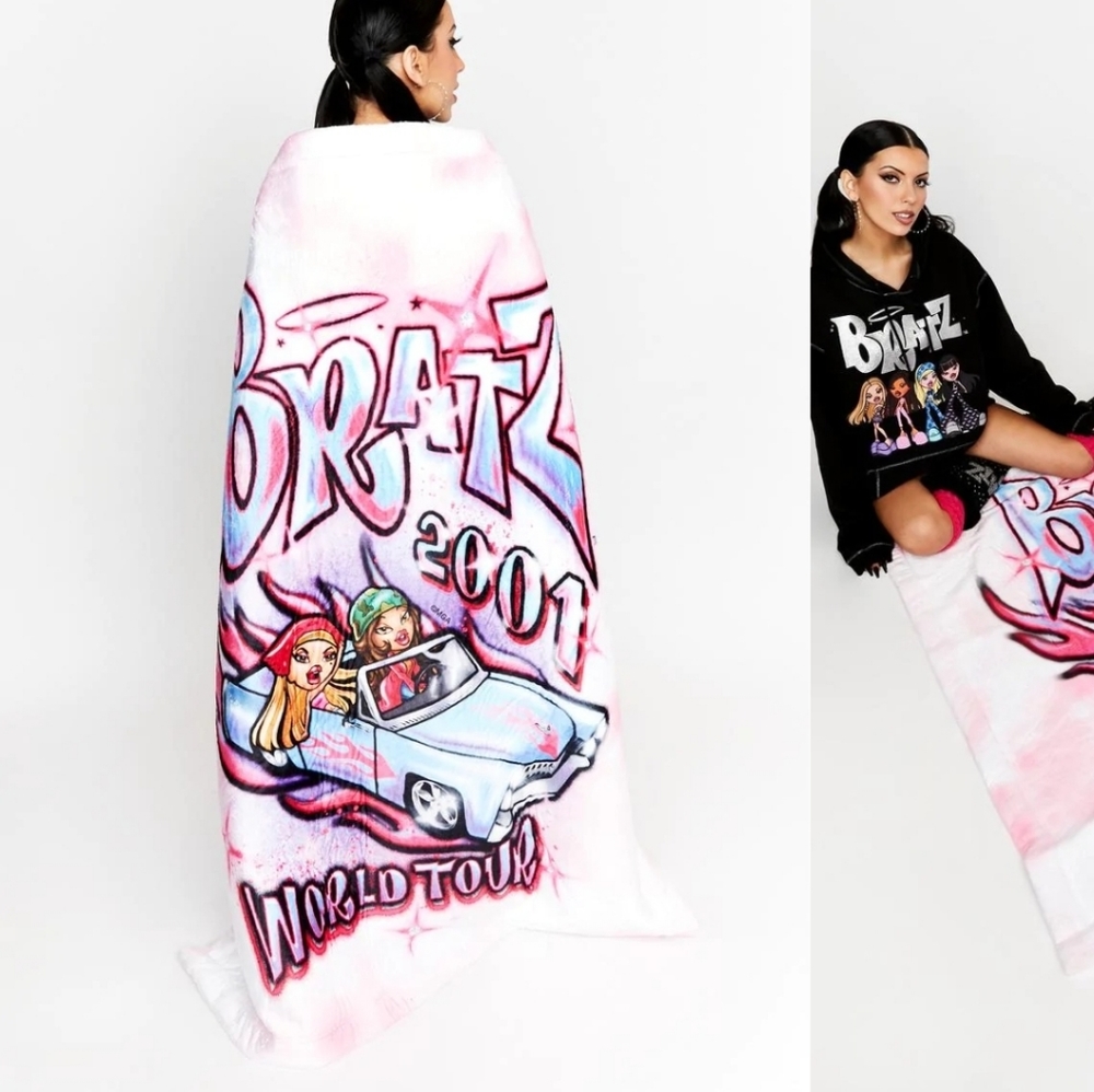 Rare 2001 Bratz Dolls Fleece Blanket Throw Bratz Pack Passion For Fashion soft - Picture 3 of 6